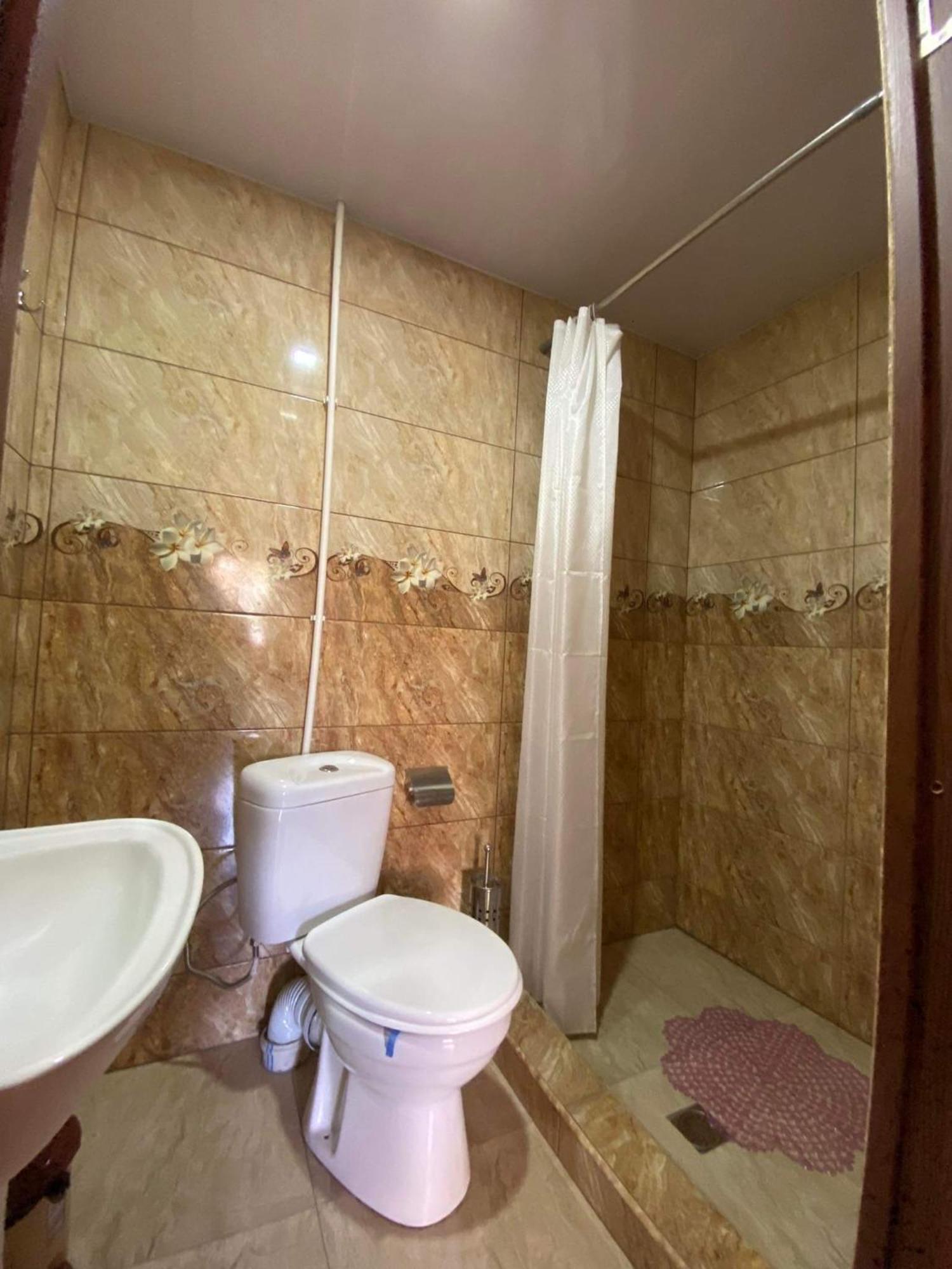 Guest House Gordila Omalo Exterior foto